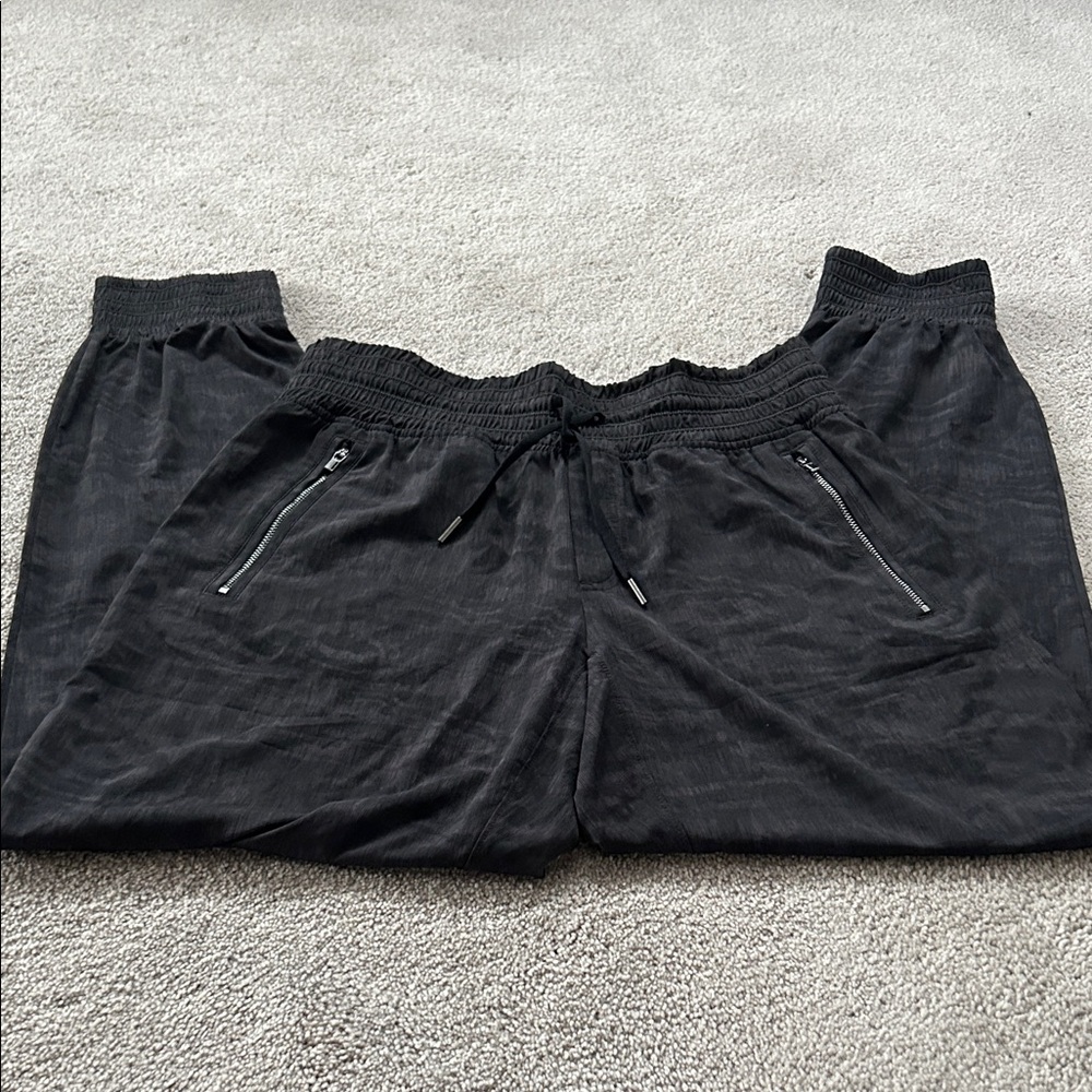 Athleta Black Camden Printed Jogger